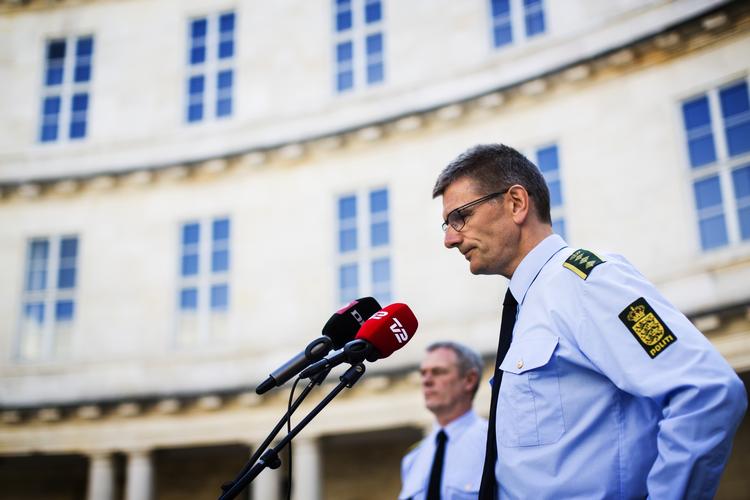 Anholdt. Pressemøde på politigården i anledning af anholdelsen af mistængt for drabsforsøget på Lars Hedegaard. På billedet ses Jørgen Skov fra Københavns Politi. 