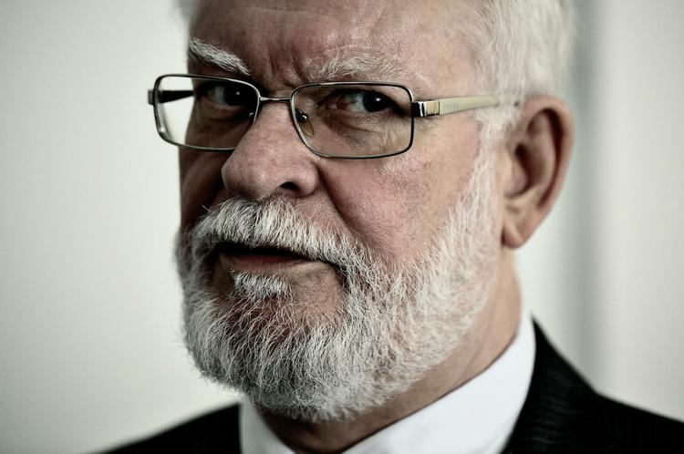 Udlevering. Det kan tage år, før den anholdte, 26-årige danske statsborger kan blive udleveret fra Tyrkiet til Danmark for at blive retsforfulgt, siger ekspert. 