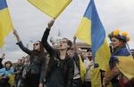 DEMONSTRATION. Pro-ukrainske aktivister i Donetsk gik på gaden for at markere deres støtte til landets enhed. 