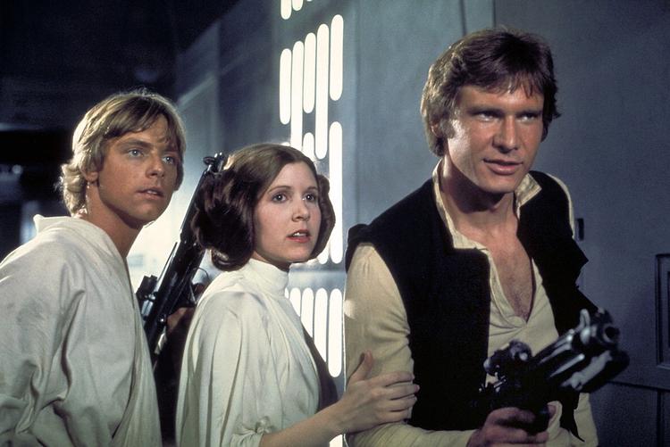 Genkomst. Måske. Mark Hamill som Luke Skywalker, Carrie Fisher som Prinsesse Leia og Harrison Ford som Han Solo. Skal de også være med i afdeling syv af Star Wars? 
