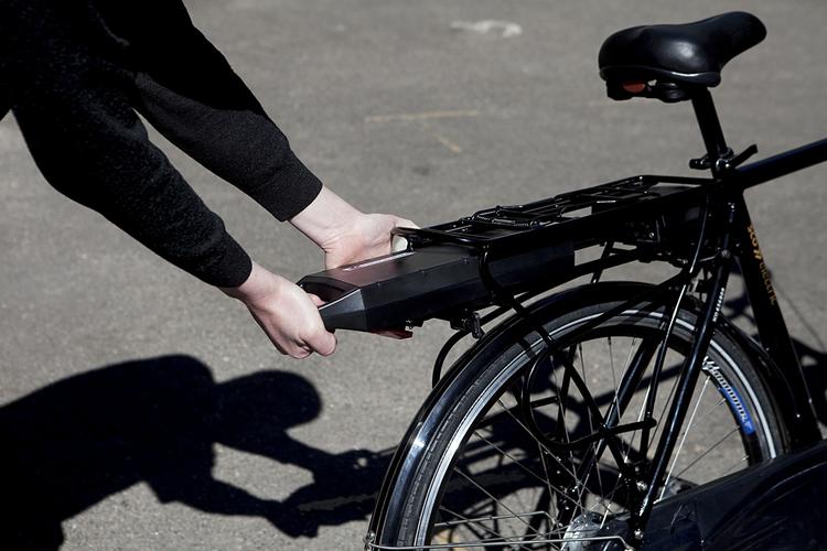 svigt. Ofte holder batteriet på en elcykel under et år afhængigt af kvaliteten. Men det får kunderne ikke altid at vide. 