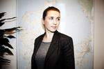 Ros. Mette Frederiksen roser regeringen og dens politik i sin 1.maj-tale. 