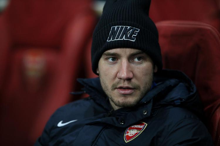bænkplads. Nicklas Bendtner på bænken i Arsenal i november 2013 efter et lejeophold i Juventus. 