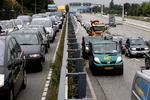 permanent. I Kolding bliver nødsporet åbnet døgnet rundt, når det er parat. Vejbanen skal dog først gøres klar til den tungere trafik. 