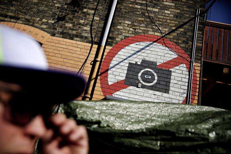 Fotoforbud: Pusher Street er ikke begejstret for offentlighedens interesse. 