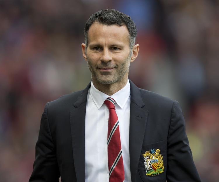 United-boss. Ryan Giggs og co. øjner nu en lidt uventet plads i Europa League i den kommende sæson. 