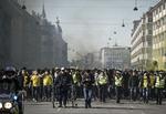 Politiet melder, at fangrupperne fra henholdsvis FCk og Brøndby er på plads i Parken. 