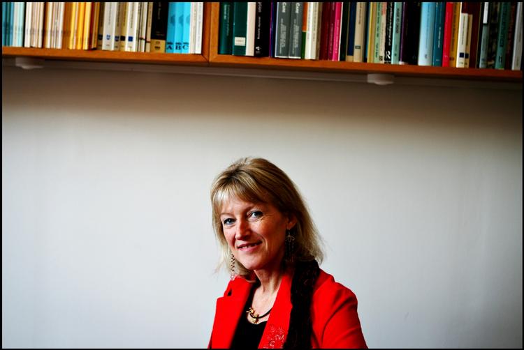 Medier. Dr.jur. og tidligere rektor ved Københavns Universitet, Linda Nielsen, er formand i Aller-fonden. 