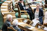 Debatkultur. Folketingets spørgetime er ikke blevet helt så løssluppen, som formand Mogens Lykketoft håbede, men både han og statsministeren er indstillet på at fortsætte med formen. 