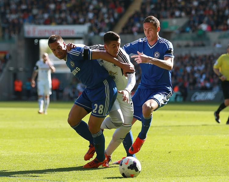 sandwich. Swansea lille kreatør, Pablo Hernandez (midt), har vist et så fantastisk blik for spillet og medspillernes løb i sæsonen, at spanieren topper assist-listen. 