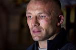 tilbage. Mikkel Kessler har haft en lang tænkepause, før han onsdag meldte ud, at han er tilbage i bokseringen. Her ses han efter opgøret mod Carl Froch for et år siden. 