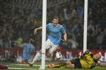Dobbelt. Edin Dzeko har bidraget med 16 ligamål i denne sæson. 