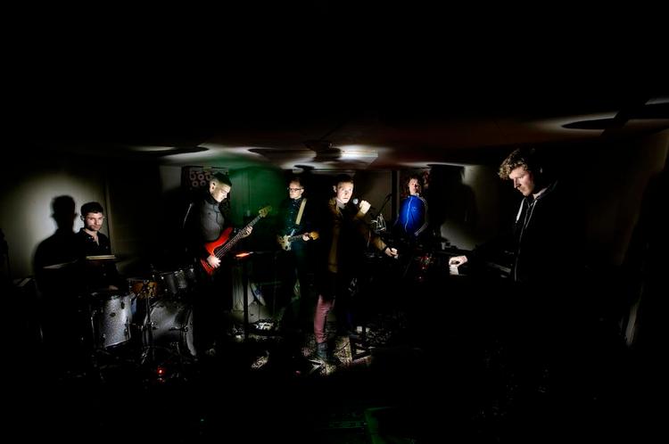 rusmusik. Det albumdebuterende band The Minds of 99 spiller på Tivolis nye Offspring Festival. 