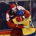 2013. Ved det senste VM slog Sverige danskerne med 4-2 efter at Danmatk var gået ind til sidste periode med en 2-1-føring i ryggen. 