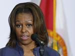 radiotale. Ganske usædvanligt overtog den amerikanske førstedame Michel Obama i dag sin mands ugentlige radiotale. Det gjorde hun for at sætte ord på frustrationen over, at mere end 200 kidnappede nigerianske skolepiger fortsat ikke er fundet. 