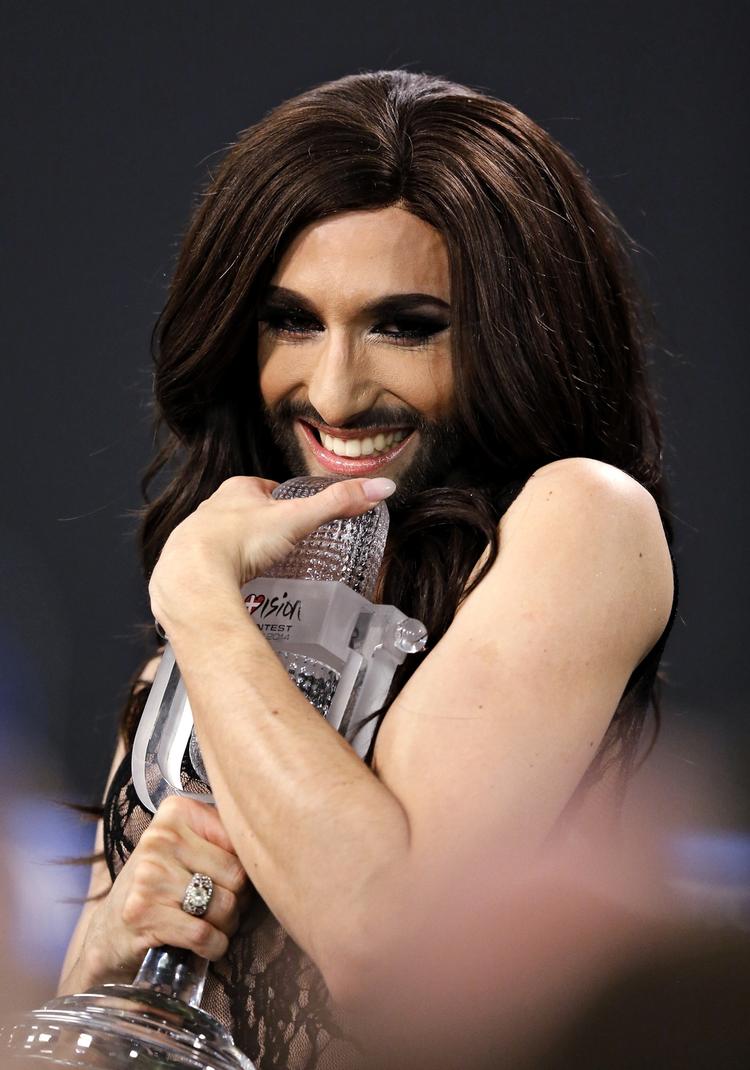 Sejr. Den skæggede dame. Manden i kjolen. Eller bare vinderen. Wurst'en. 