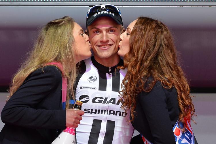 Dobbeltkys. Kittel vandt 2. etape af den italienske klassiker, og han er sulten efter mere. 