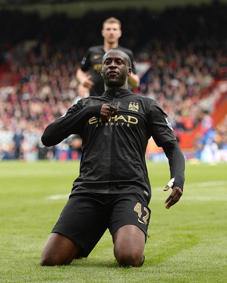 stjernesæson. Yaya Touré har med sublimt spil skilt sig ud fra flokken af Manchester City-stjerner. Foto: Andrew Matthews/AP 