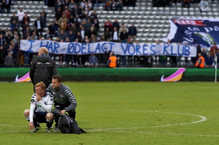 NEDRYKNING. For tredje gang rykker AGF ud af Superligaen, og det er ledelsens ansvar, mener Osama Akharraz. 