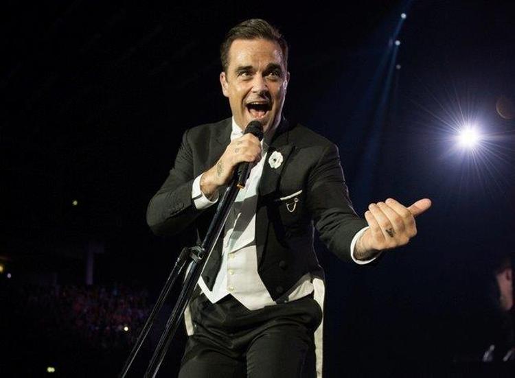 Skuffelse. Selvom den engelske superstjerne har et ganske særligt talent for at være både sjofel, bøvet, lummer og komplet uimodståelig på en og samme tid, var han det desværre kun i glimt. 