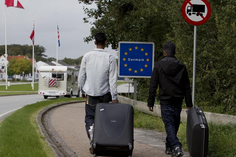 Fotofælder. SF foreslår skærpet grænsekontrol. 