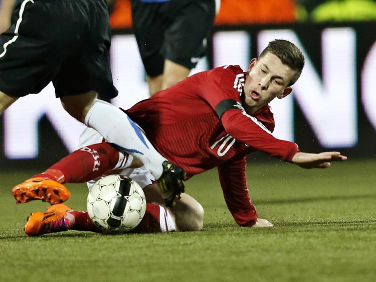 Oprykker. Højbjerg har spillet 35 kampe på diverse dansk U-hold. Nu er han i selskab med de store drenge. 