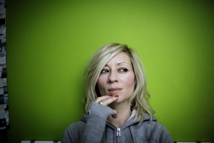 Koncert. Dictes 'En sang fra dig' er skrevet med inspiration fra en bibeltekst og udkommer til november på albummet 'Lydspor fra Bibelen'. 