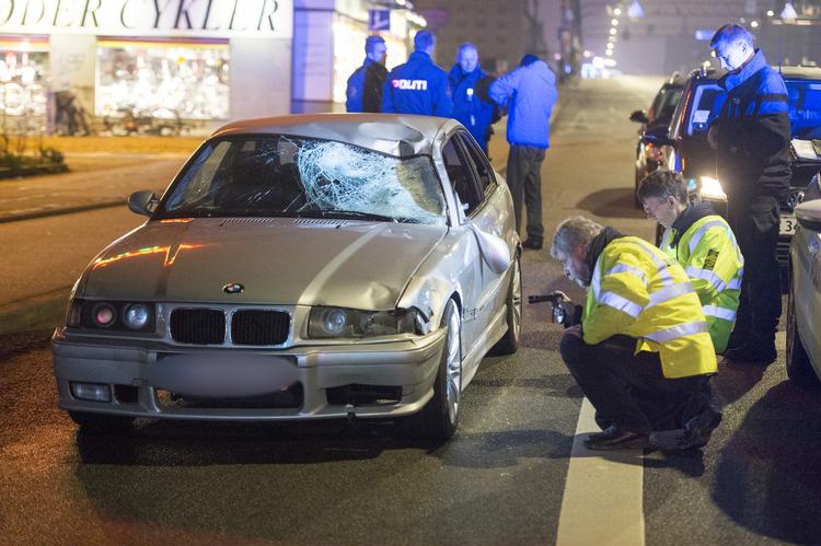 TRAFIKDRAB. I november 2013 sad den dømte i denne bil, da han bragede ind i Cille Johansson, der kort efter døde af sine kvæstelser. 