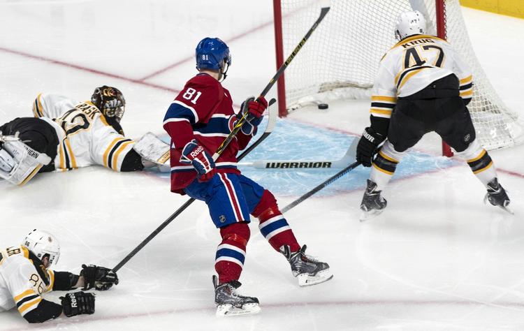 slutspilsfinale. Lars Eller (midt) scorer i slutspilsopgøret mod  Boston Bruins. 
