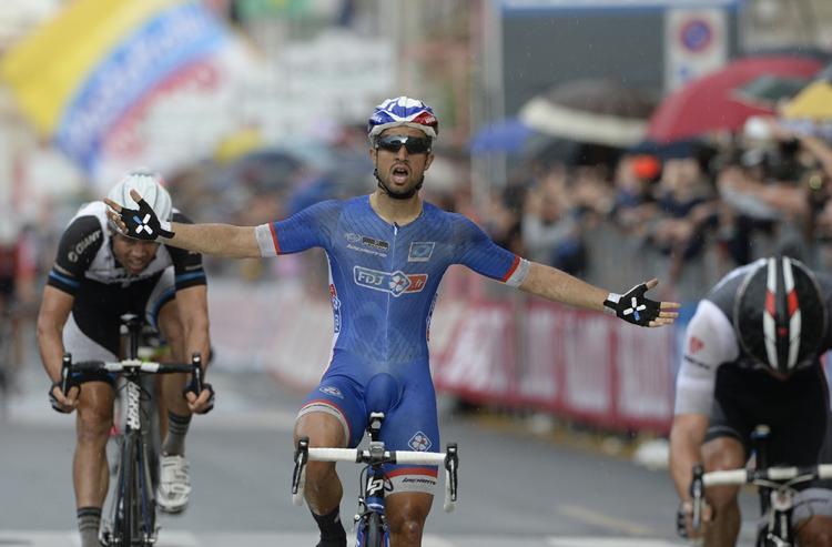 Vinder. Franskmanden Nacer Bouhanni (FDJ) susede først over målstregen. 