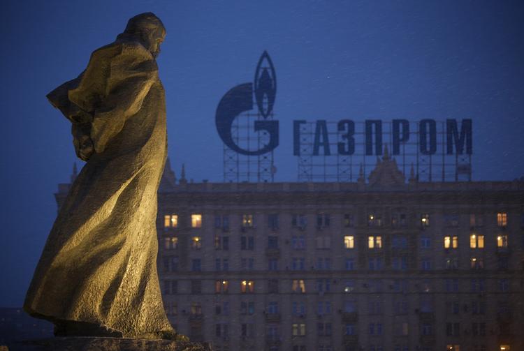 Statuering. Den russiske energigigantn Gazprom har truet med at lukke for den ukrainske gas. 