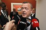 Omtale. Lars Løkke Rasmussen må endnu en gang erkende, at hans bilag vækker opsigt. 