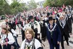nationaldagen. Mange danskere er vokset op uden nogensinde at have fejret en nationaldag, mens nordmændene tager deres dag anderledes alvorligt. 