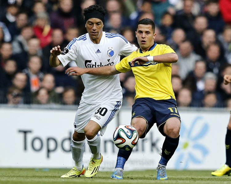 pandebåndet. Christian Bolanos (tv) med det karakteristiske pandebånd skal videre fra FCK efter sæsonen. 