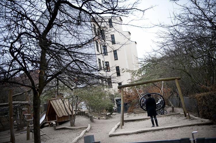 Kritik. Vi kan godt stå inde for vores arbejde og gør vores bedste inden for de rammer, vi har, lyder det fra to af Statsforvaltningens sagsbehandlere efter sidste uges kritik af de myndigheder, der skal hjælpe børn og forældre i skilsmisser. 