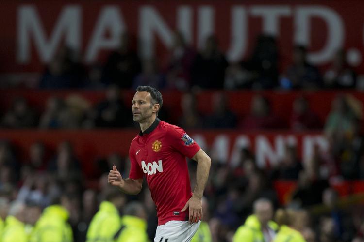 SLUT. I 23 år var Ryan Giggs en del af Manchester Uniteds førstehold. Nu vil han koncentrere sig om rollen som assisterende manager. 