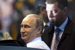 Afvisning. »Det er simpelt hen et spørgsmål om tolerance i forhold til vores begrænsede ressourcer«, lyder forklaringen på, at et forlag ikke tør offentliggøre en bog om folkene omkring den russiske præsident, Vladimir Putin. 
