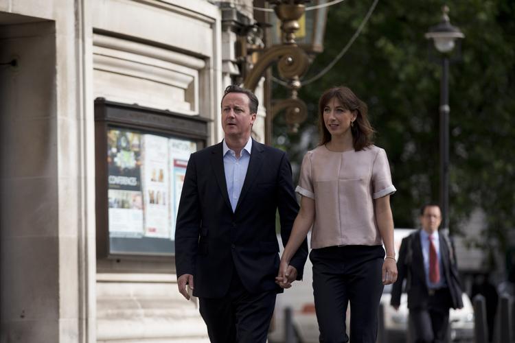 PROTEST. De relativt få britere, der vælger at stemme i dag, vil stemme i protest mod den konservative regeringsleder David Cameron. 