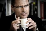 fyret. Ditlev Engel blev fyret som topchef i Vestas i efteråret, og siden har han holdt lavt profil, menn nu træder han frem og fortæller om sine nye planer. 