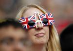 nærhed. De britiske produktivitetsomkostninger er faldet i Storbritannien, så meget at forskellen til de billige østeuropæiske lande som Polen og Tjekkiet også er blevet mindre. 