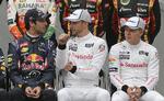 rutine. Kevin Magnussen (th) mangler fortsat en del af den tekniske kunnen, som hans holdkammerat, Jenson Button (midt), har erhvervet sig gennem mange år i formel 1. 