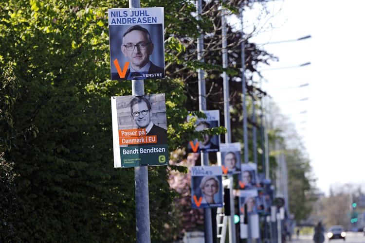EU-VALG. Når stemmestederne lukker er syv kandidater ifølge Megafon så godt som sikre på at vinde. De konservatives Bendt Bendtsen er blandt de heldige, der er næsten helt sikre på en plads i europaparlamentet. 