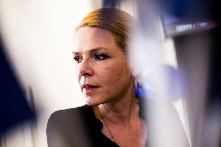 Nedtur. Venstres politiske ordfører, Inger Støjberg, må kæmpe for at holde humøret oppe. 