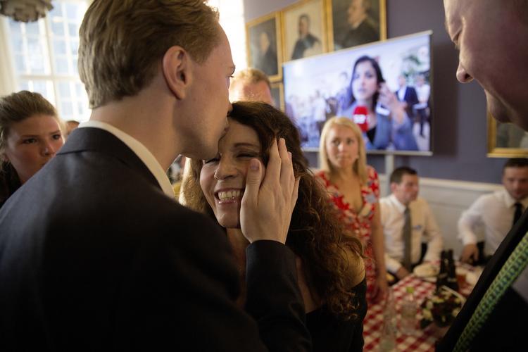 EU. DF står til et kanonvalg og fester allerede på Christiansborg. 