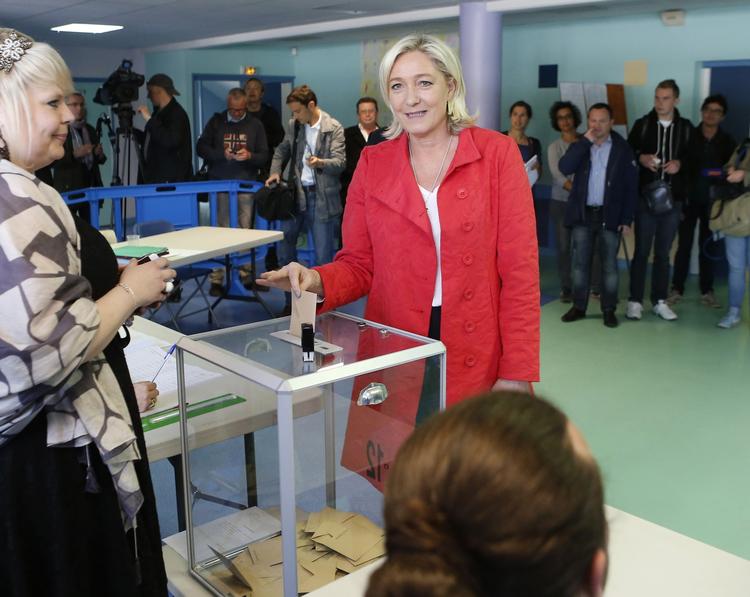 Valg. Marine Le Pen under dagens afstemning i Frankrig. 