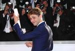Stjerneglad. Canadiske Xavier Dolan, 'Mommy', var lykkelig for en delt særpris sammen med Jean-Luc Godard. Var han skuffet over ikke at få palmen, viste han det i hvert fald ikke. 