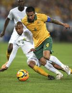 Stjernen. Tim Cahill (th) er Australiens vigtigste spiller. 