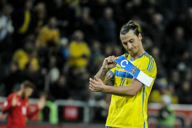 Kongen. Zlatan Ibrahimovic er på jagt efter målrekorden på det svenske landshold. Han har 48 træffere på sit cv. Sven Rydells rekord lyder på 49 mål. 