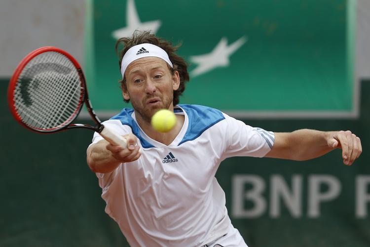 UDE. Tre tætte sæt blev det til for Miroslav Mecir i første runde af French Open. 