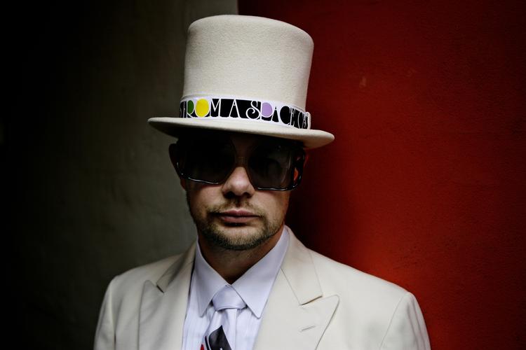 beats. Kenneth Bagers let perlende toner og sorgløse beats er som iskold sodavandsis i varmen. 